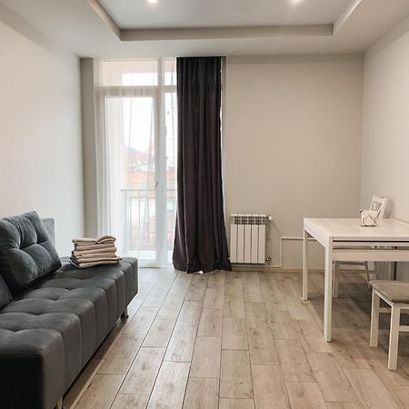 Apartments Domovik Mira 11S/9 Мукачево Экстерьер фото